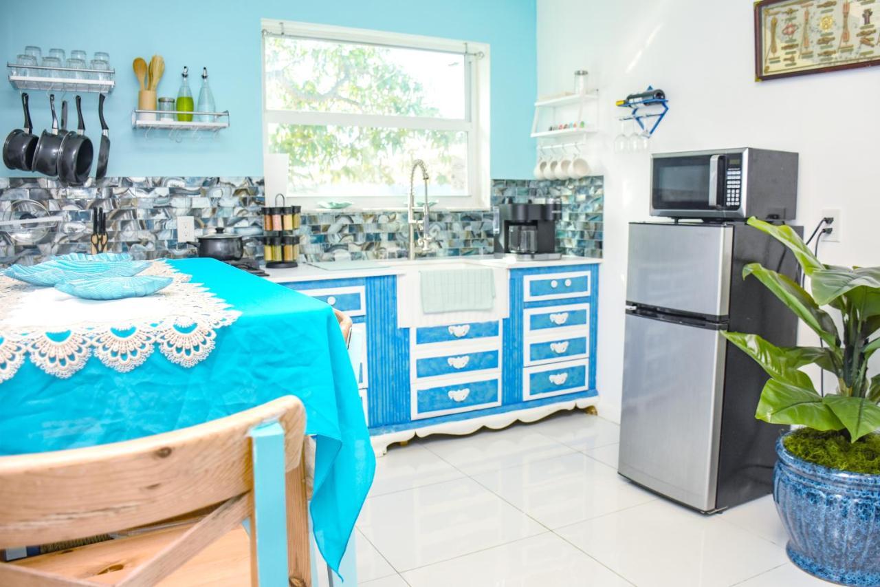 Miami Boho Beach Place Hialeah Exterior photo